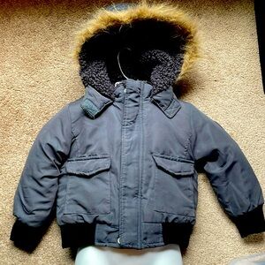 Tahari winter coat for toddler 3T